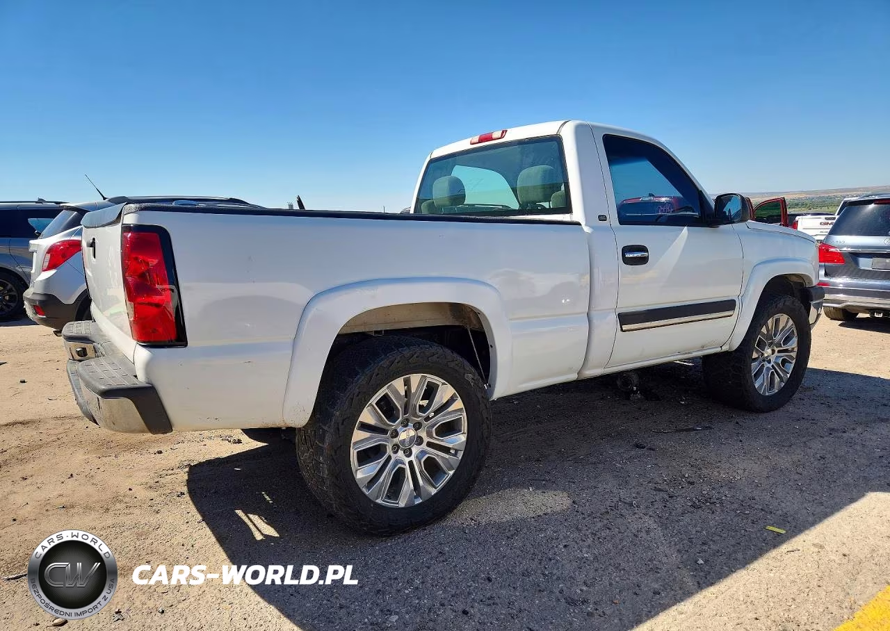 2003 Chevrolet Silverado K1500 VIN:1GCEK14V53Z295088 - 3