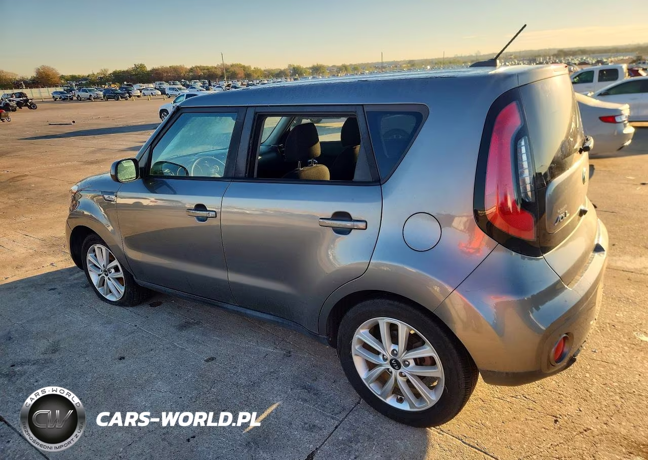 2017 Kia Soul + VIN:KNDJP3A51H7428125 - 2