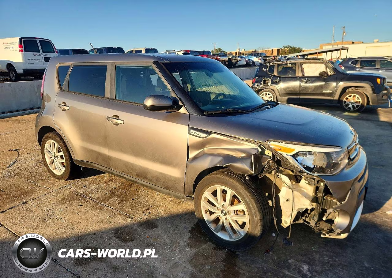 2017 Kia Soul + VIN:KNDJP3A51H7428125 - 4