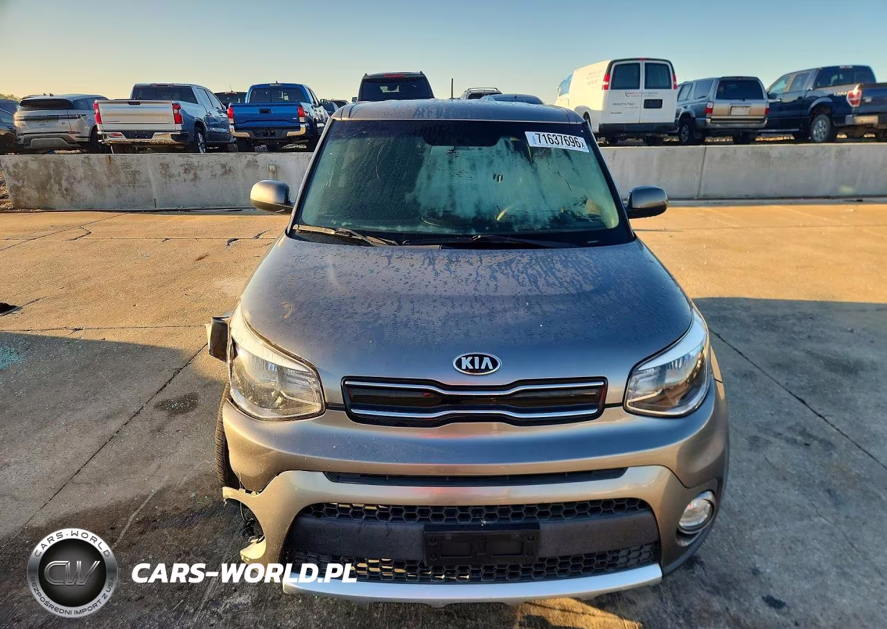 2017 Kia Soul + VIN:KNDJP3A51H7428125 - 5