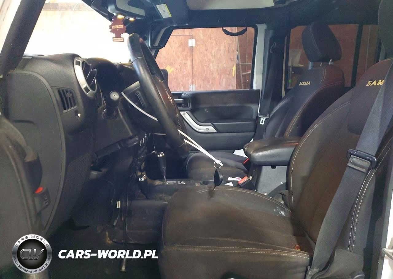 2015 Jeep Wrangler Unlimited Sahara VIN:1C4HJWEG5FL621671 - 7