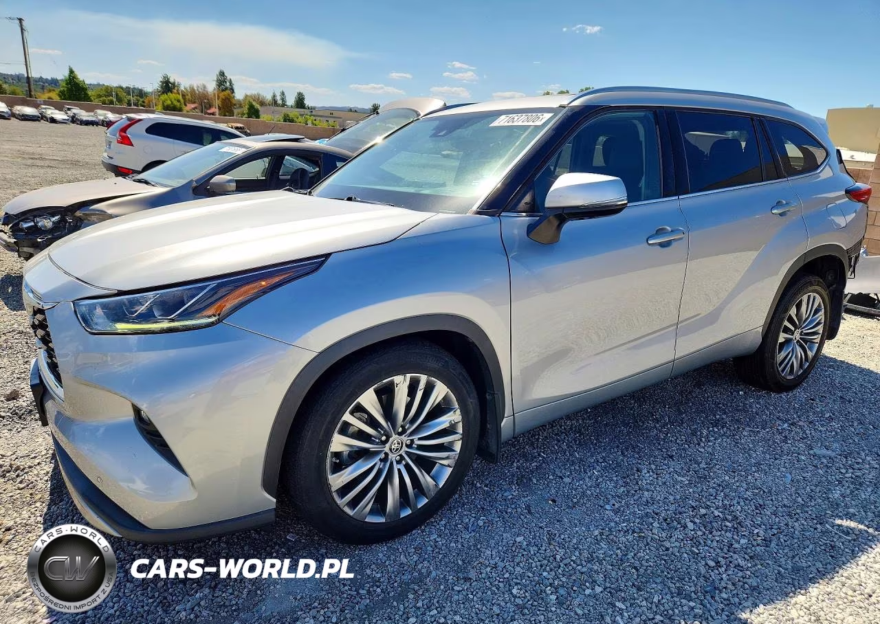 2020 Toyota Highlander Platinum – zdjęcie 1 z 14