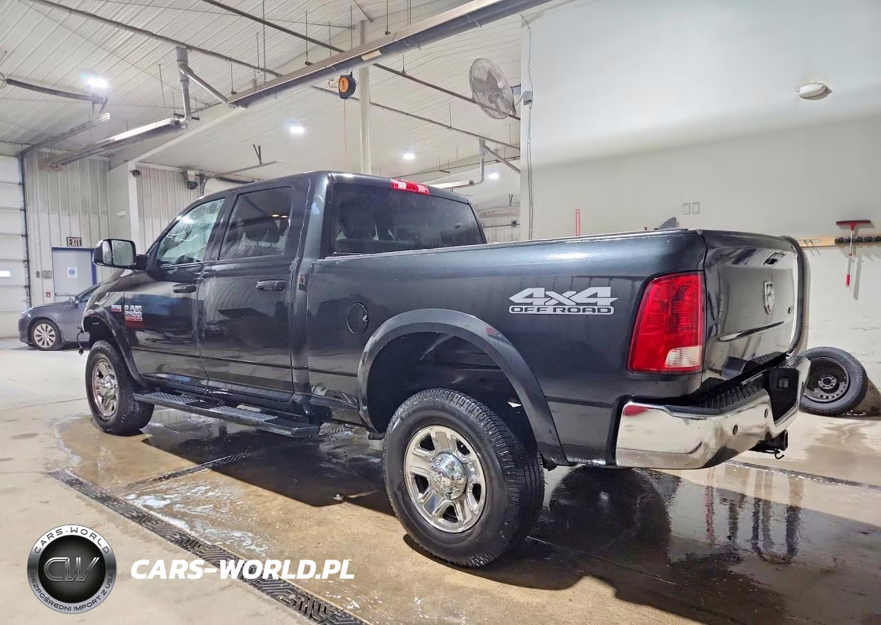 2018 Ram 2500 St VIN:3C6UR5CJXJG183954 - 2