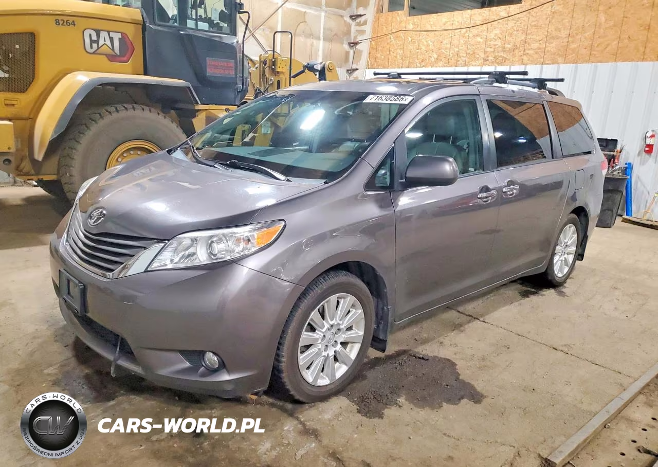 2014 Toyota Sienna Xle 7 Passenger