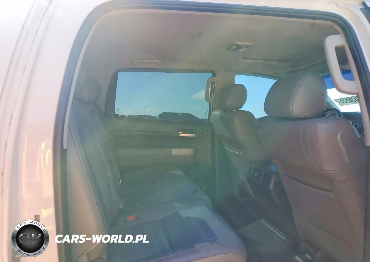 2007 Toyota Tundra Limited VIN:5TBDV58137S469824 - 10
