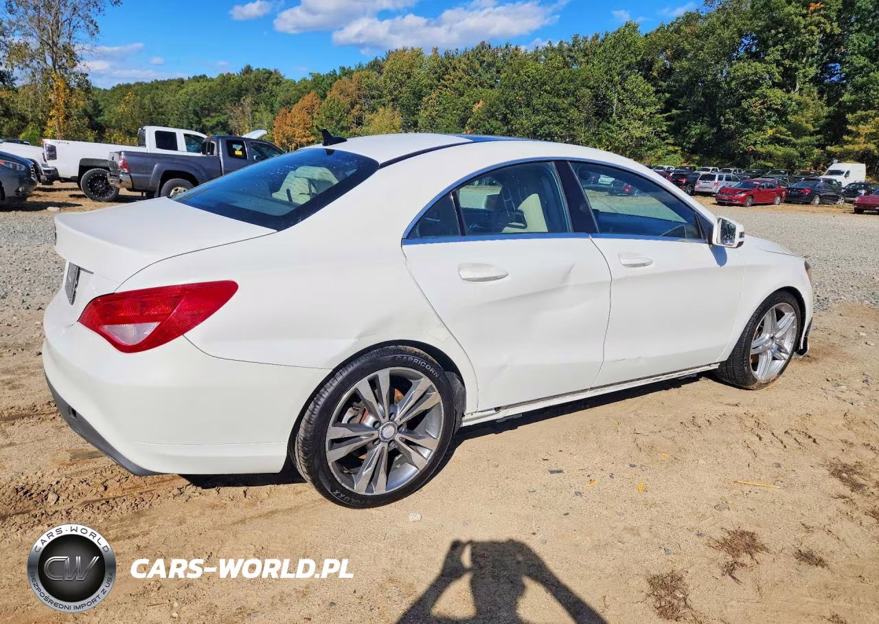 2018 Mercedes-Benz Cla 250 VIN:WDDSJ4EB0JN632644 - 3