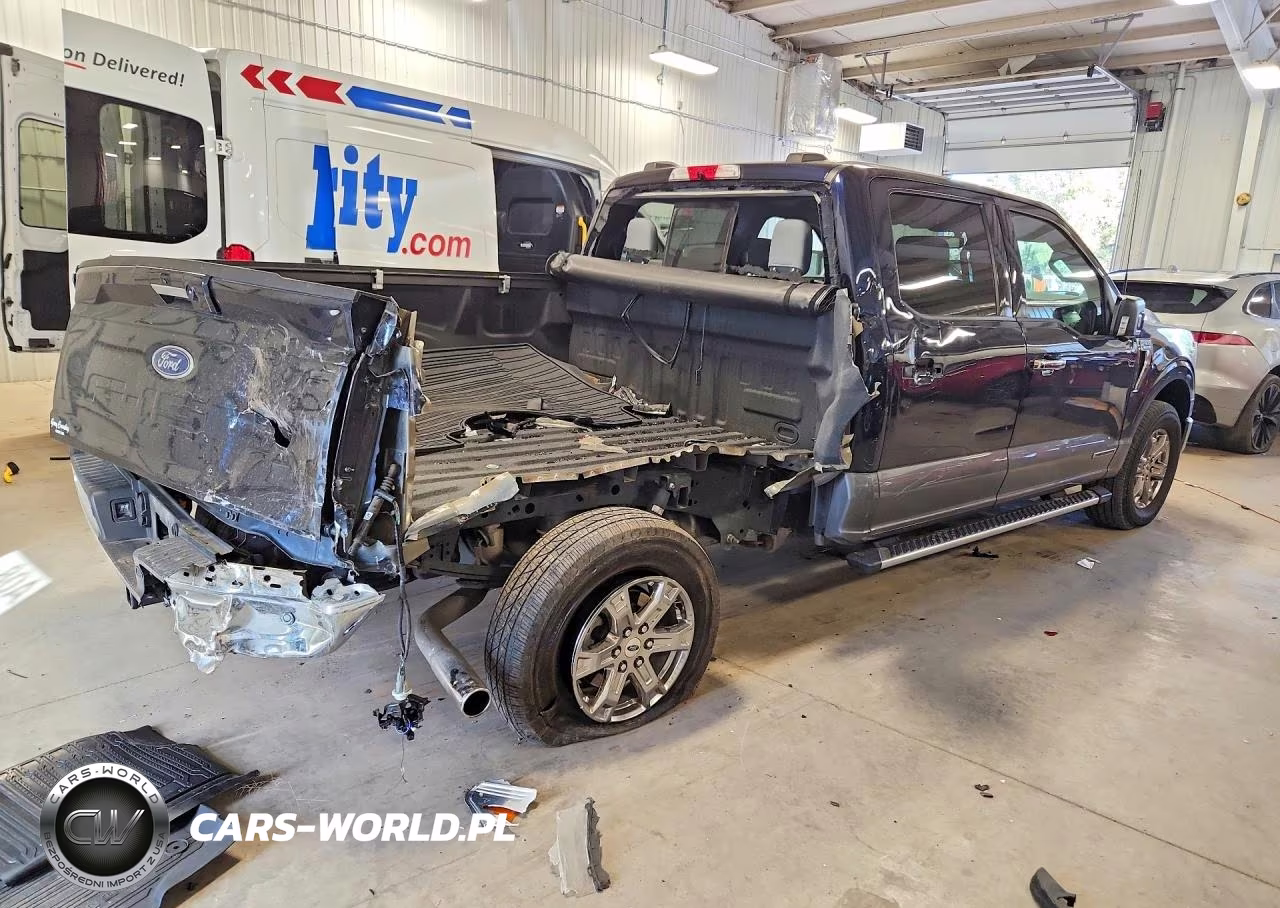 2023 Ford F150 Supercrew VIN:1FTFW1ED5PFA06670 - 3