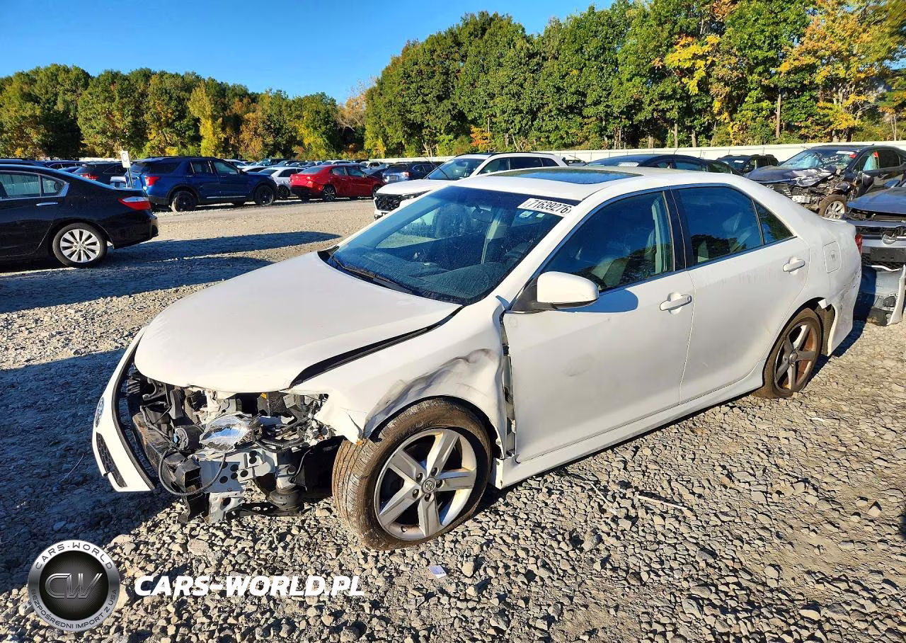 2013 Toyota Camry Se – zdjęcie 1 z 13