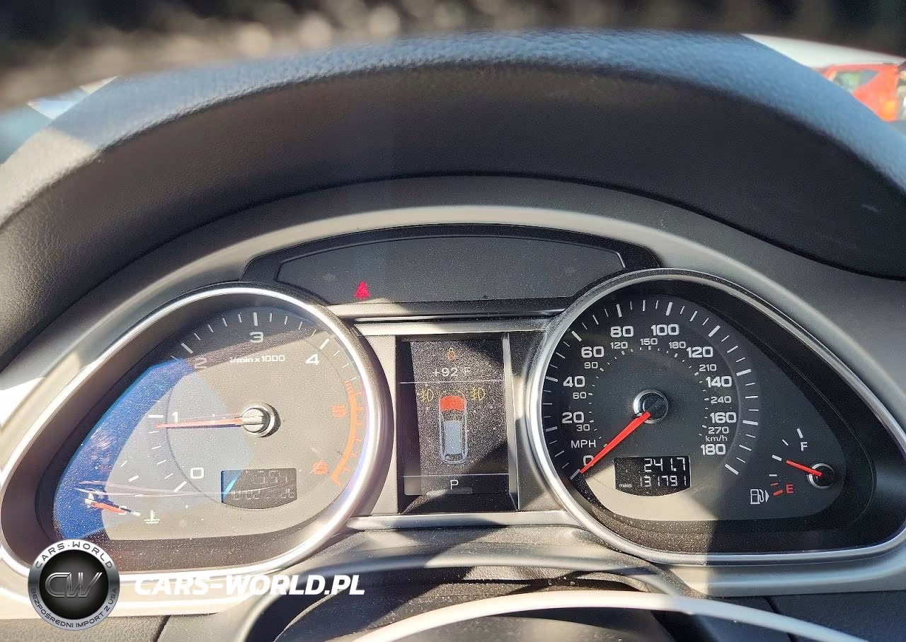 2015 Audi Q7 Tdi Premium Plus VIN:WA1LMAFE3FD029725 - 9