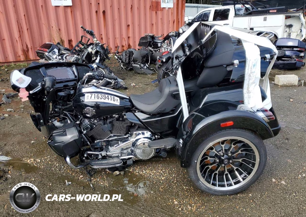 2026 Harley-Davidson Flhlt VIN:1HD1MGN1XTB856187 - 3