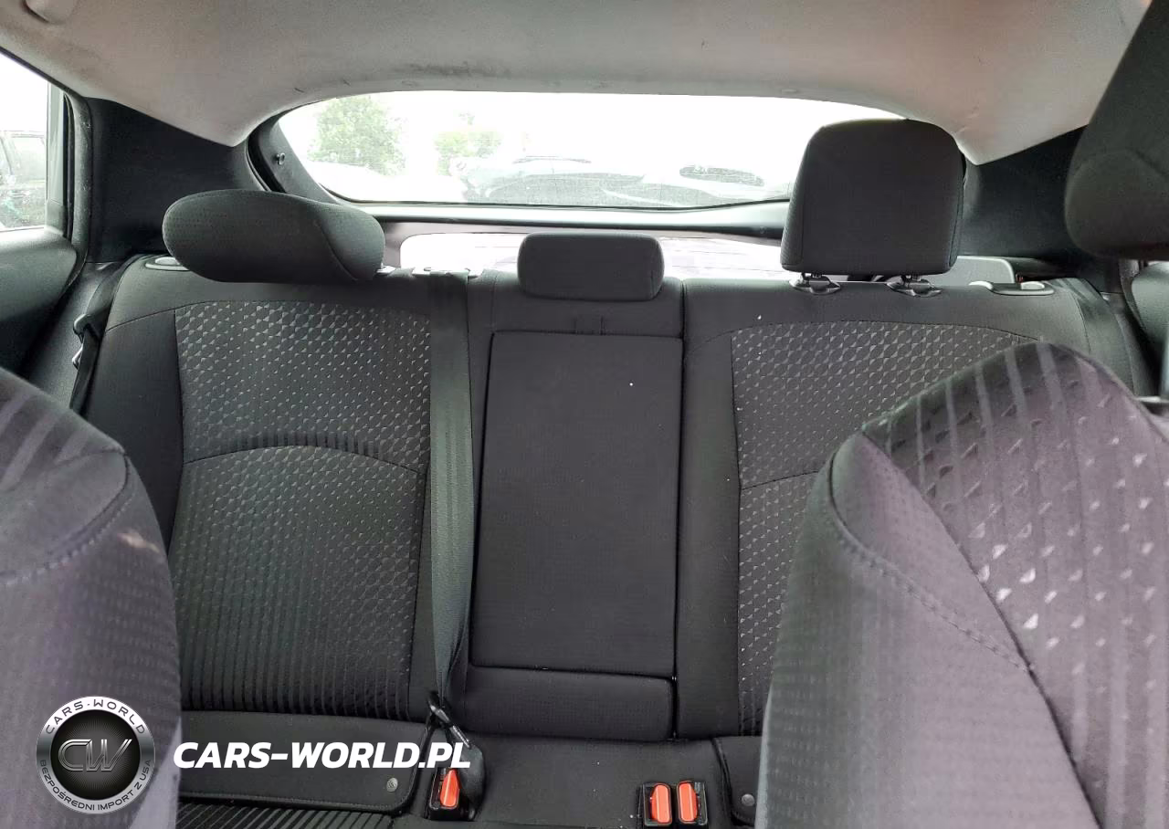 2018 Toyota Prius VIN:JTDKBRFU2J3601007 - 10