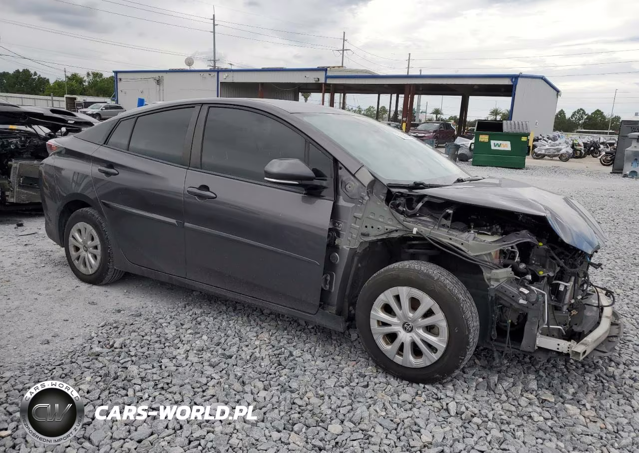2018 Toyota Prius VIN:JTDKBRFU2J3601007 - 4