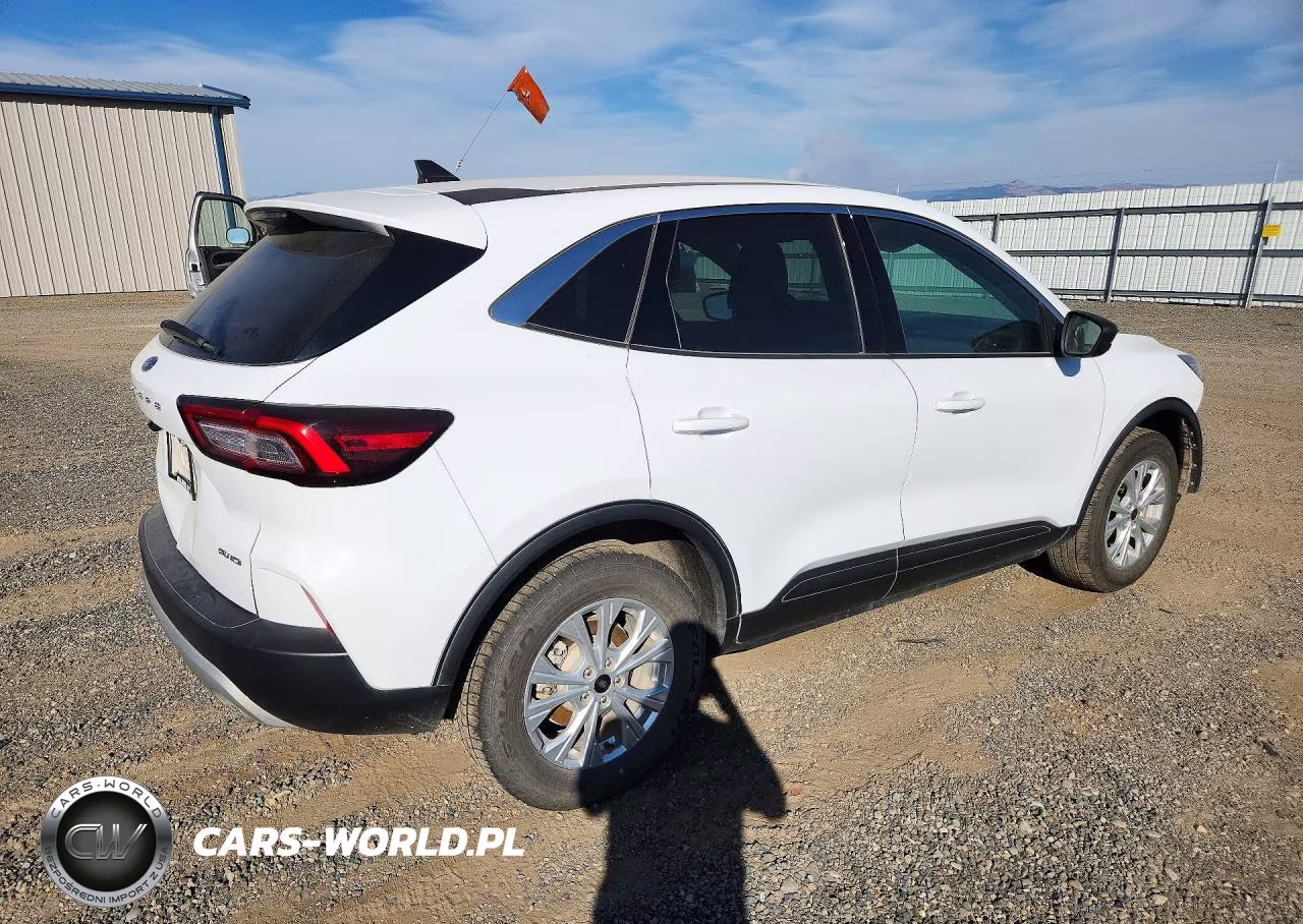 2024 Ford Escape Active VIN:1FMCU9GN6RUA32072 - 3