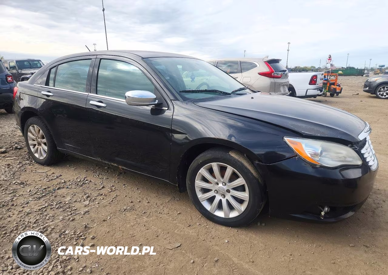 2014 Chrysler 200 Limited VIN:1C3CCBCG1EN158628 - 4