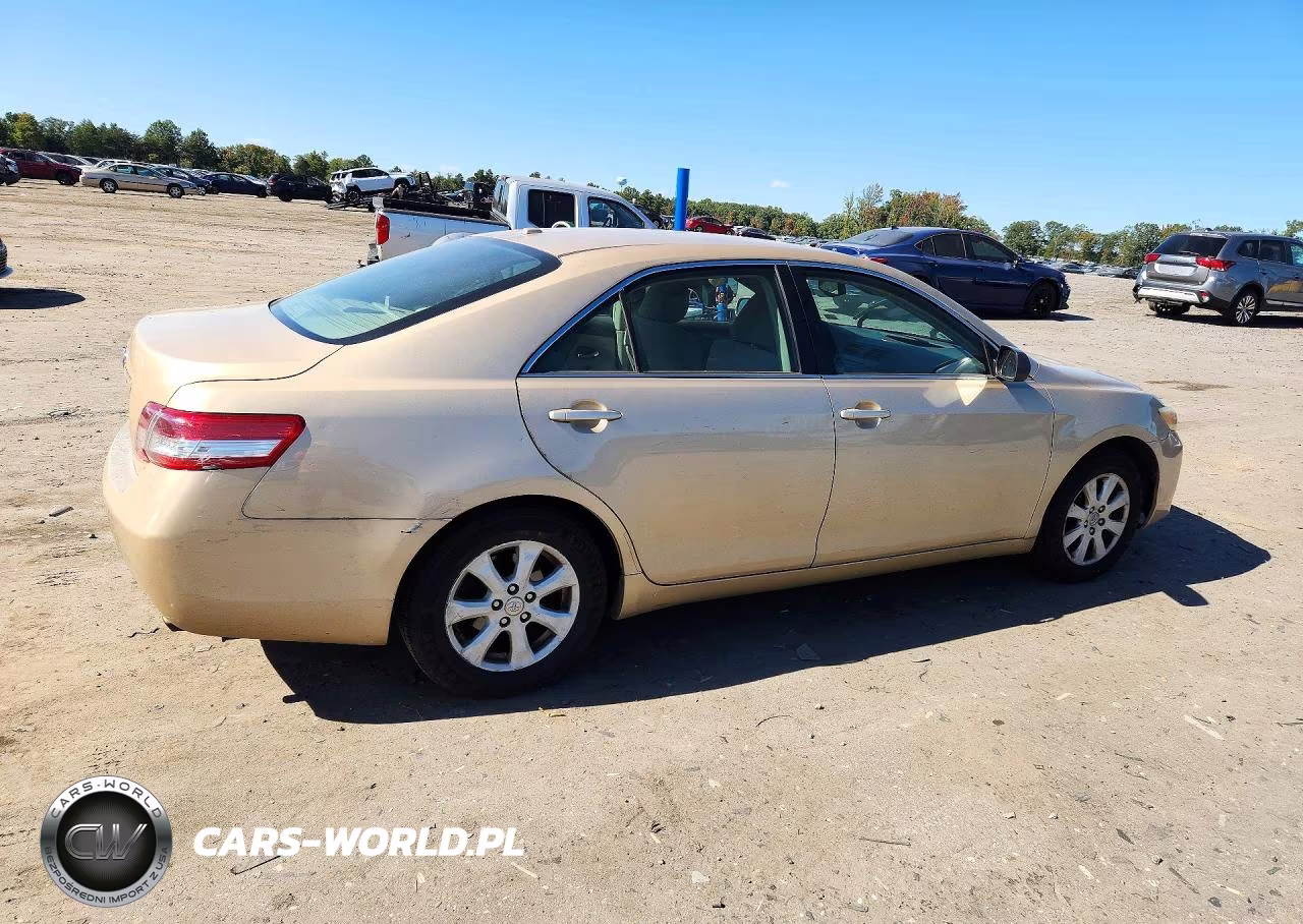 2011 Toyota Camry Le VIN:4T1BF3EK0BU226596 - 3