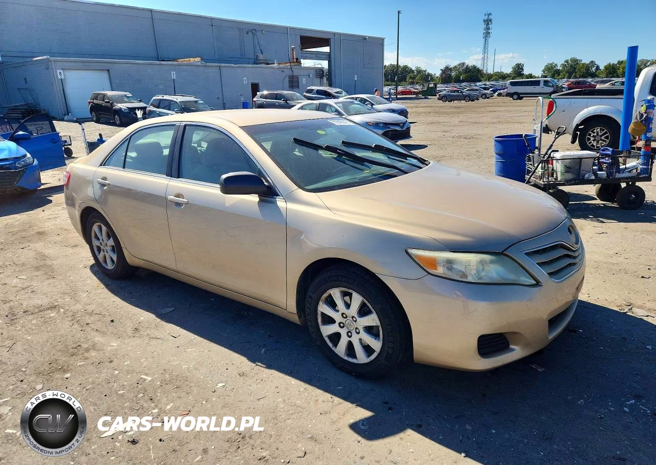2011 Toyota Camry Le VIN:4T1BF3EK0BU226596 - 4