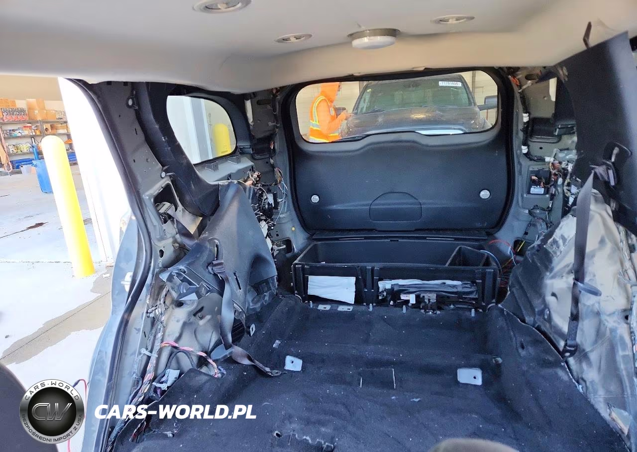 2022 Dodge Durango Pursuit VIN:1C4SDJFT3NC192637 - 10