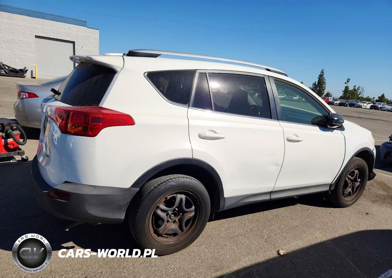2015 Toyota Rav4 Le VIN:JTMZFREVXFJ047375 - 3