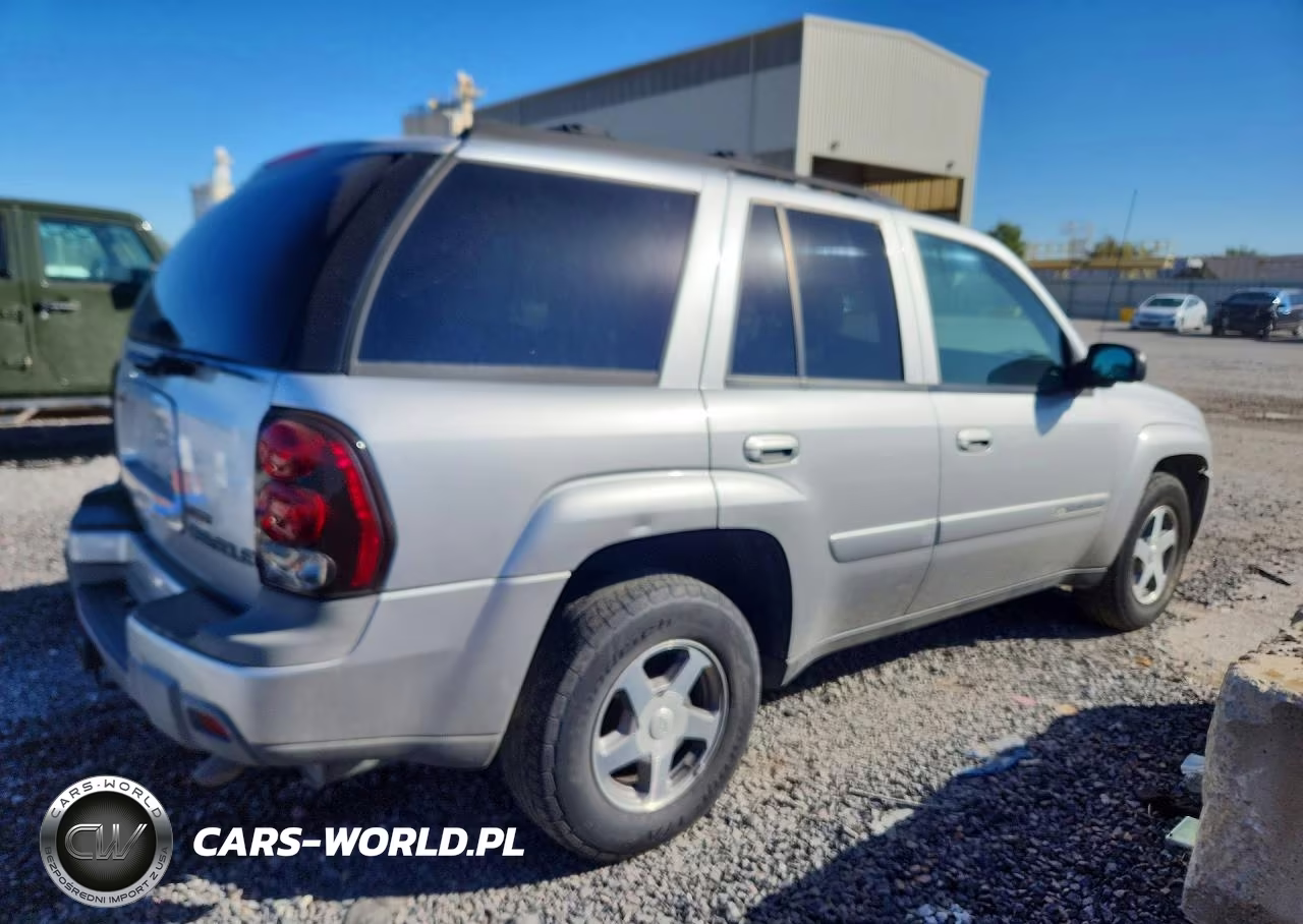 2004 Chevrolet Trailblazer Ls VIN:1GNDT13S842114907 - 3