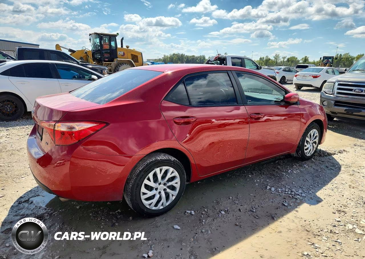 2017 Toyota Corolla Le VIN:5YFBURHE1HP602909 - 3