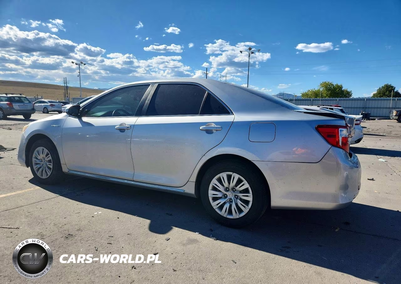 2013 Toyota Camry Hybrid Le VIN:4T1BD1FK9DU078945 - 2