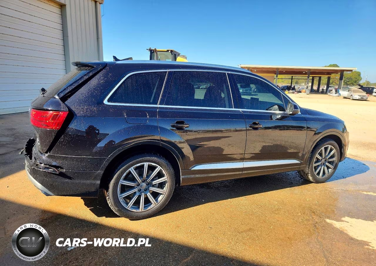 2018 Audi Q7 Premium Plus VIN:WA1LAAF70JD042967 - 3