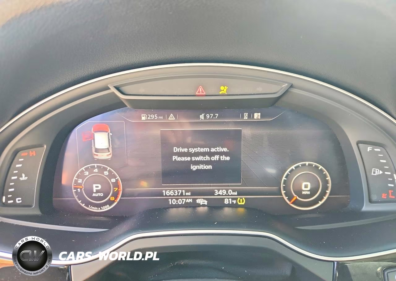 2018 Audi Q7 Premium Plus VIN:WA1LAAF70JD042967 - 9