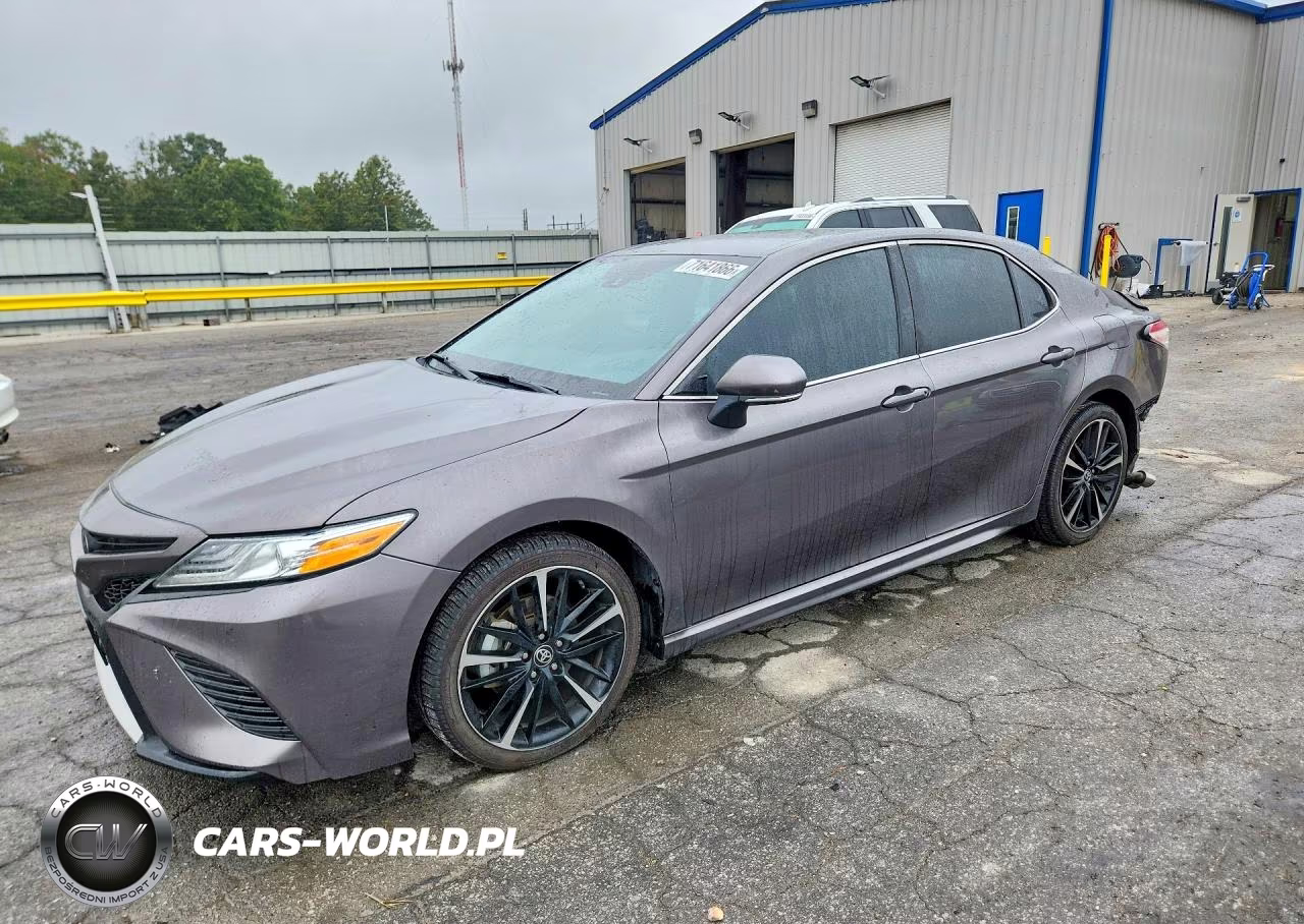 2020 Toyota Camry Xse – zdjęcie 1 z 13