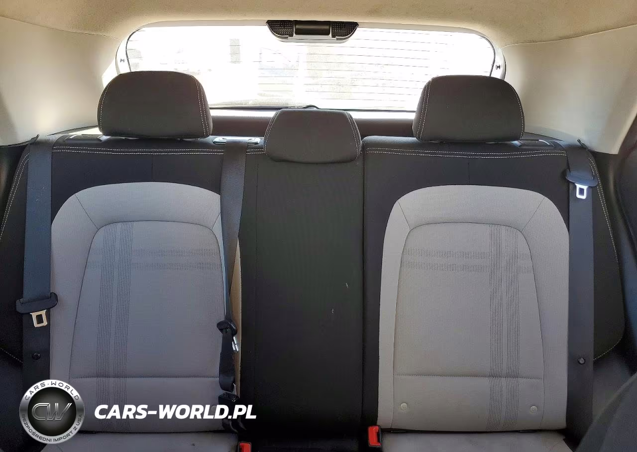 2020 Hyundai Venue Sel VIN:KMHRC8A3XLU035157 - 10