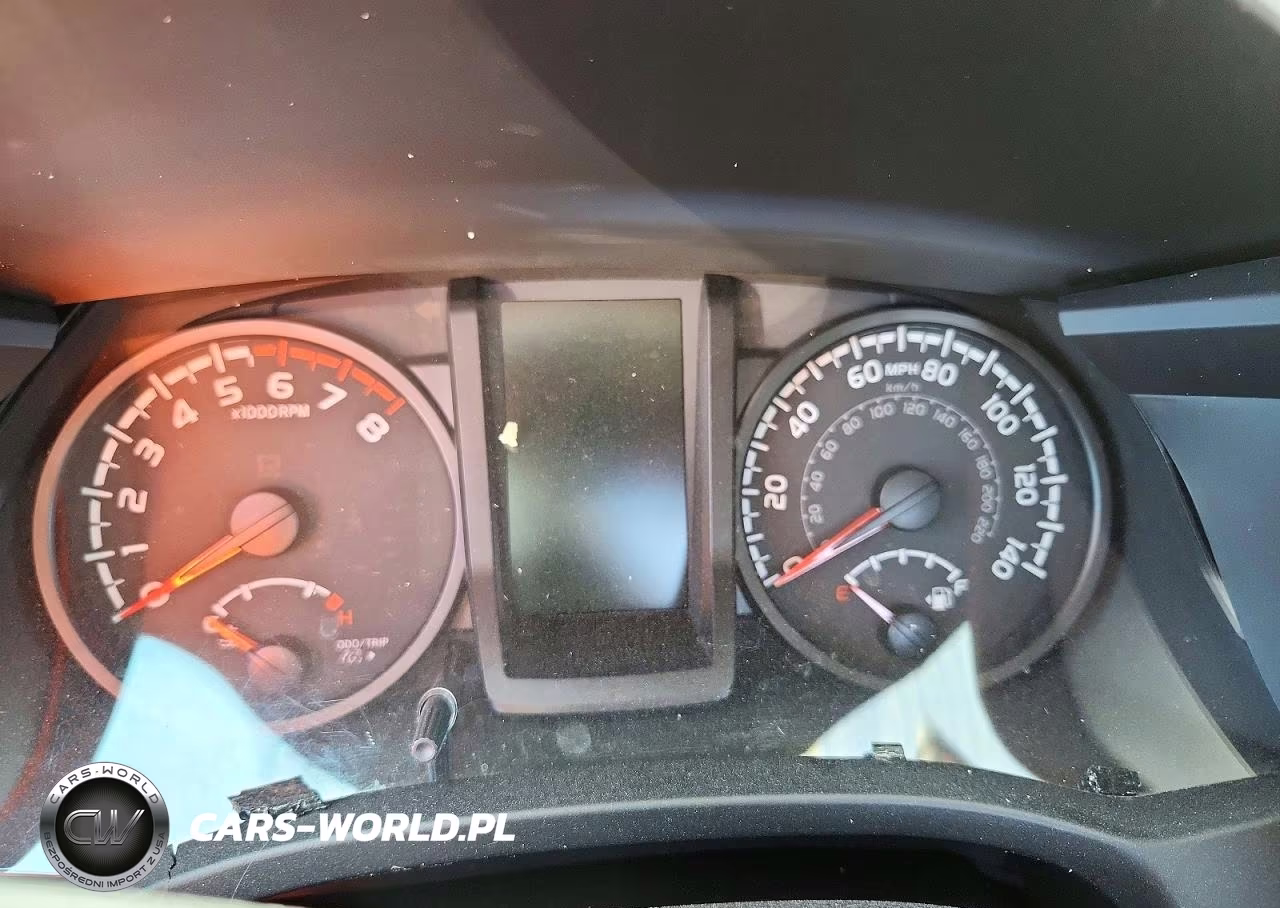 2020 Toyota Tacoma Sr VIN:3TYRX5GN9LT003714 - 9