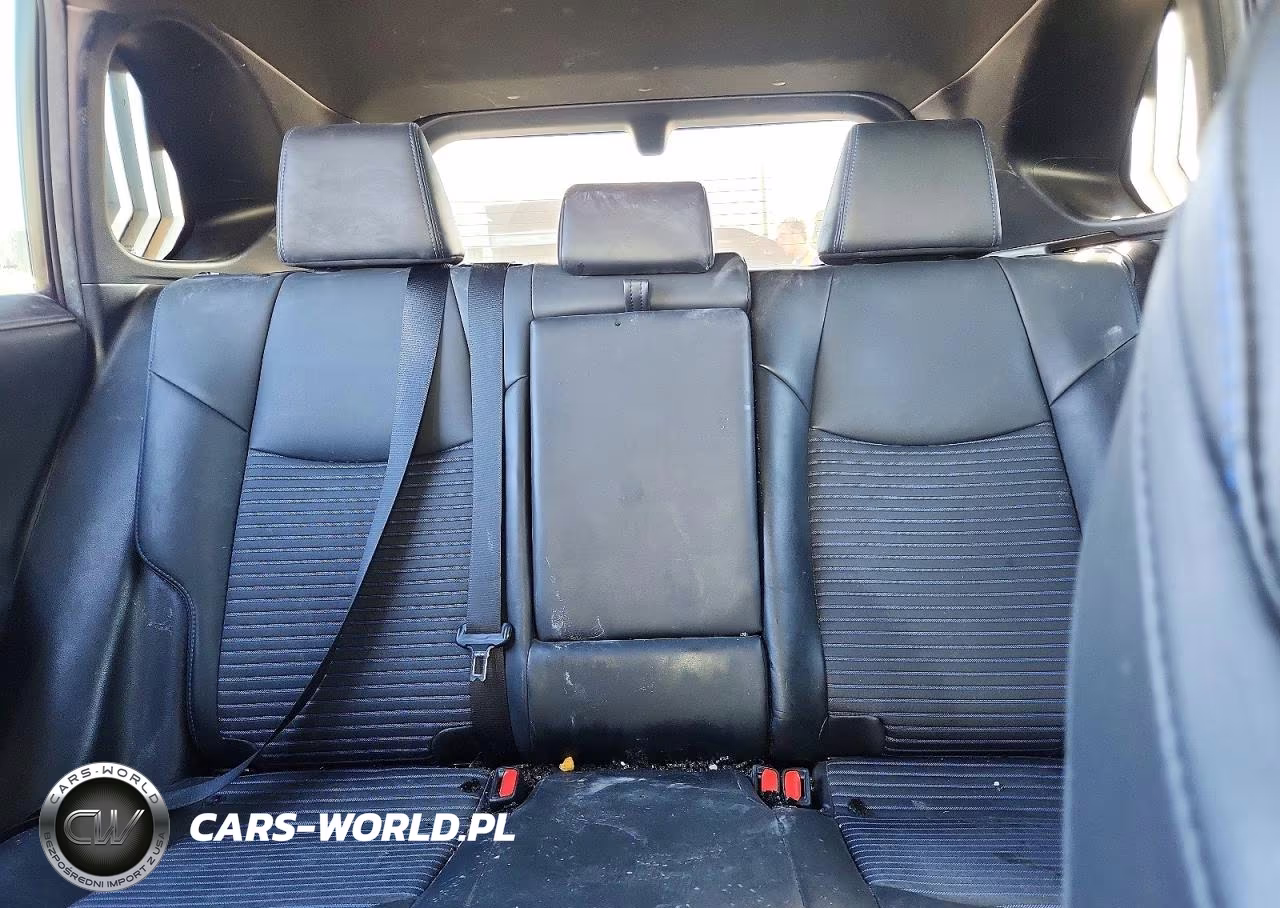2020 Toyota Rav4 Xse VIN:2T3EWRFV4LW055062 - 10