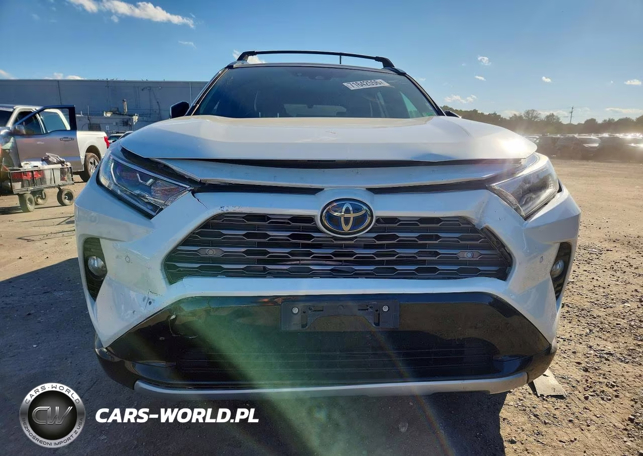 2020 Toyota Rav4 Xse VIN:2T3EWRFV4LW055062 - 5