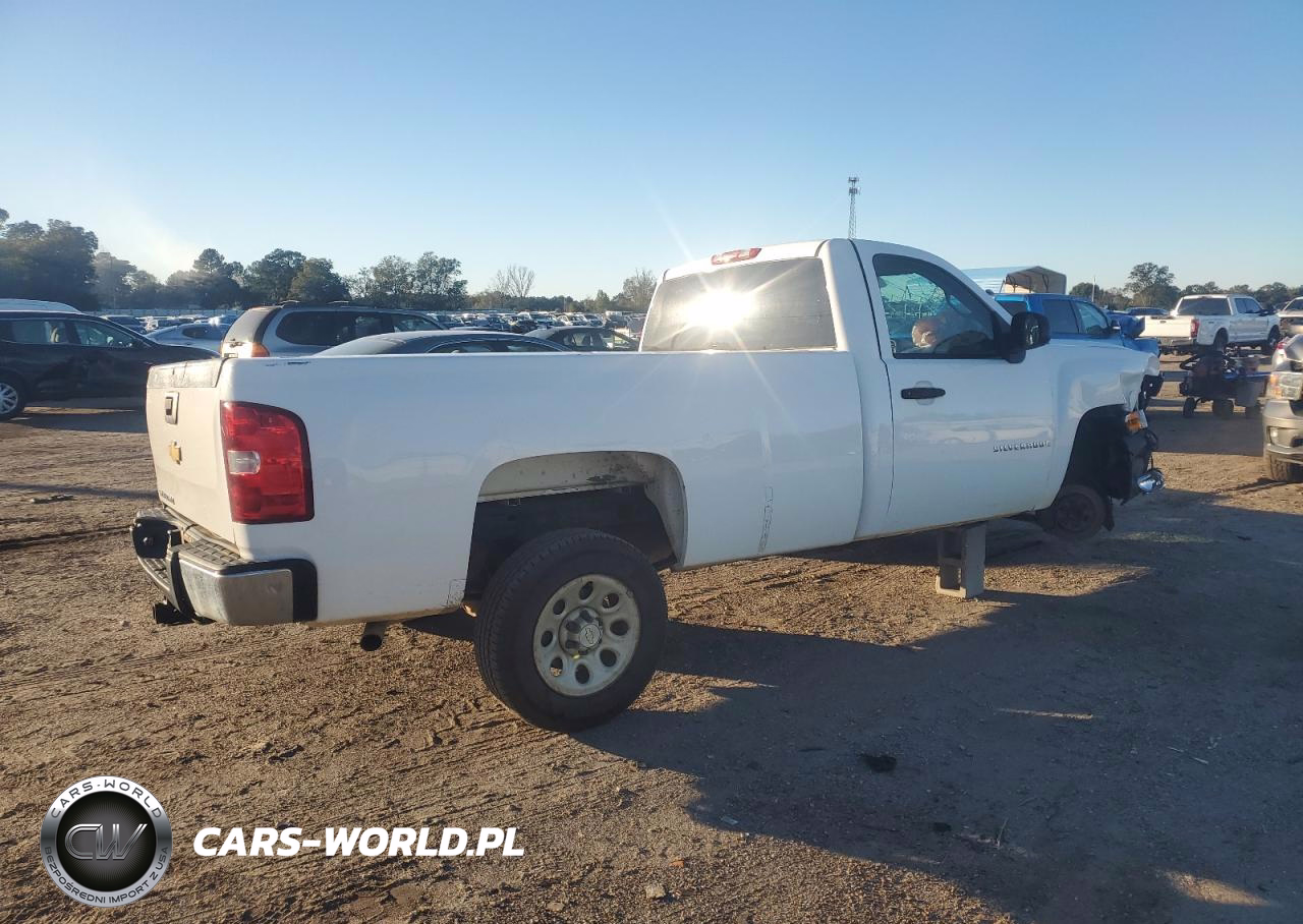 2009 Chevrolet Silverado C1500 VIN:1GCEC14X59Z202903 - 3