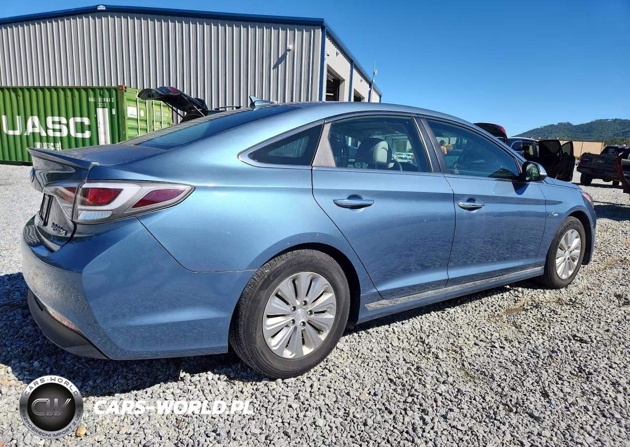 2016 Hyundai Sonata Hybrid Se VIN:KMHE24L14GA041002 - 3