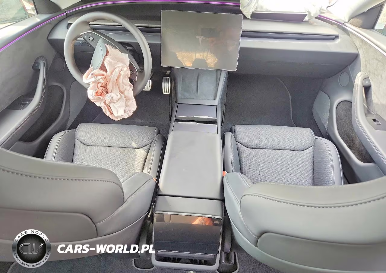 2026 Tesla Model 3 VIN:5YJ3E1ET4TF135222 - 8