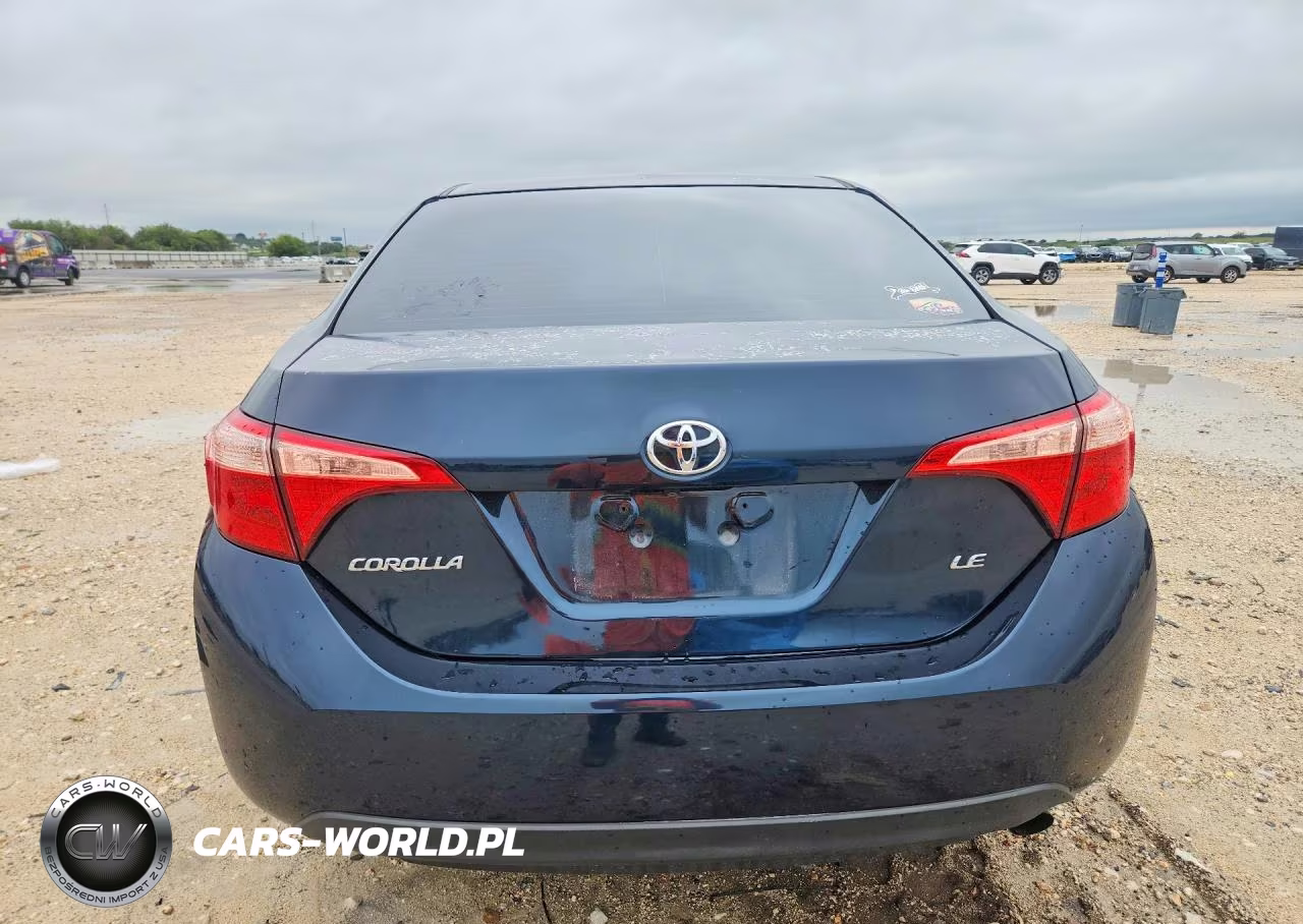 2017 Toyota Corolla Le VIN:5YFBURHE8HP626284 - 6