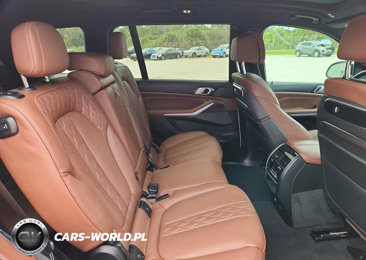 2023 BMW X7 xDrive40I VIN:5UX23EM00P9M76096 - 11