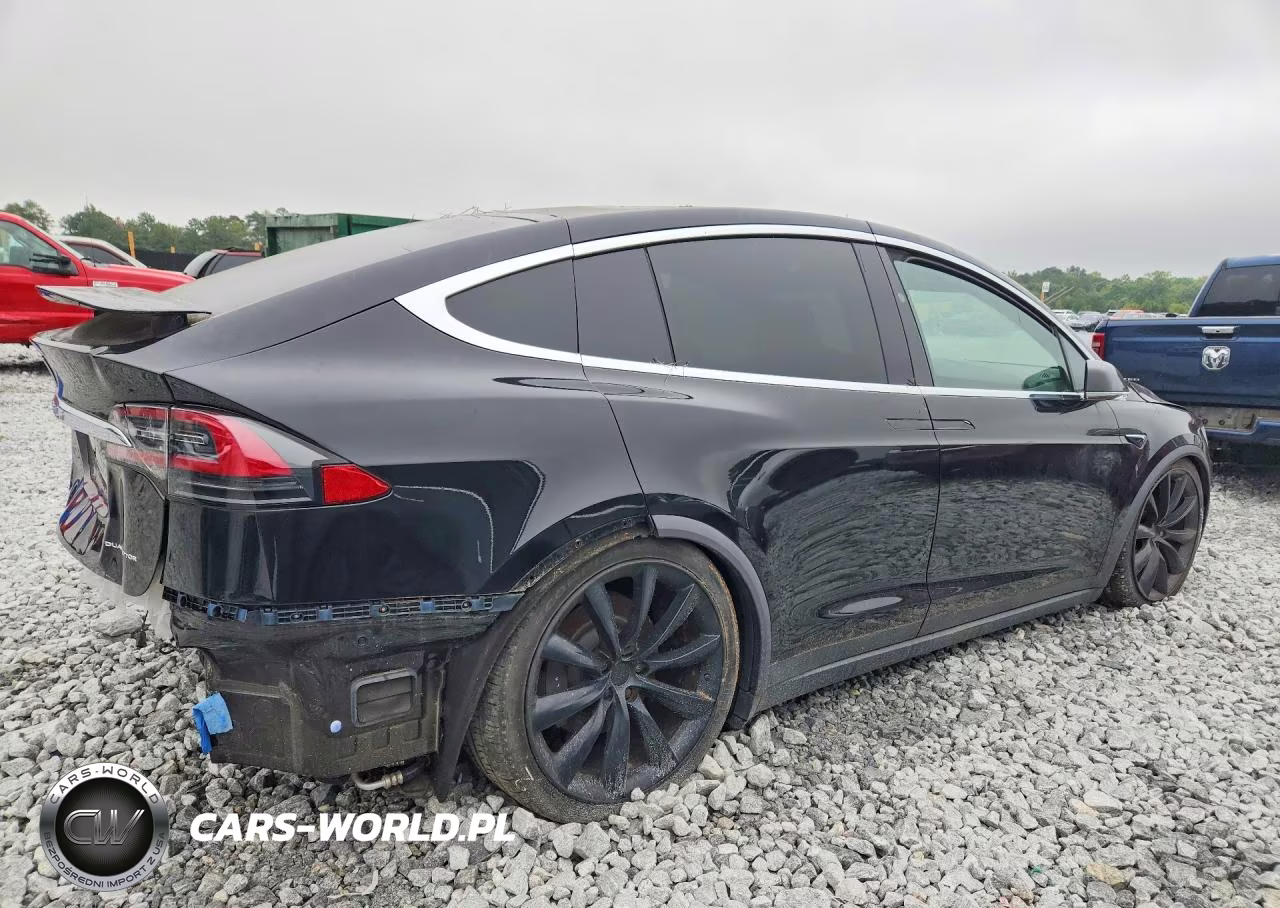 2019 Tesla Model X VIN:5YJXCAE2XKF186270 - 3