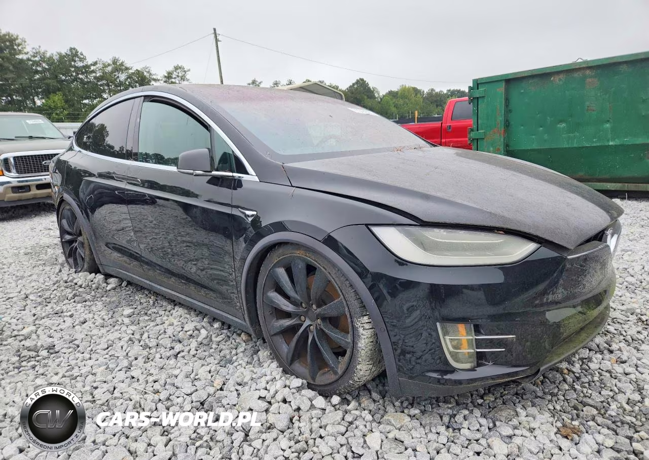 2019 Tesla Model X VIN:5YJXCAE2XKF186270 - 4