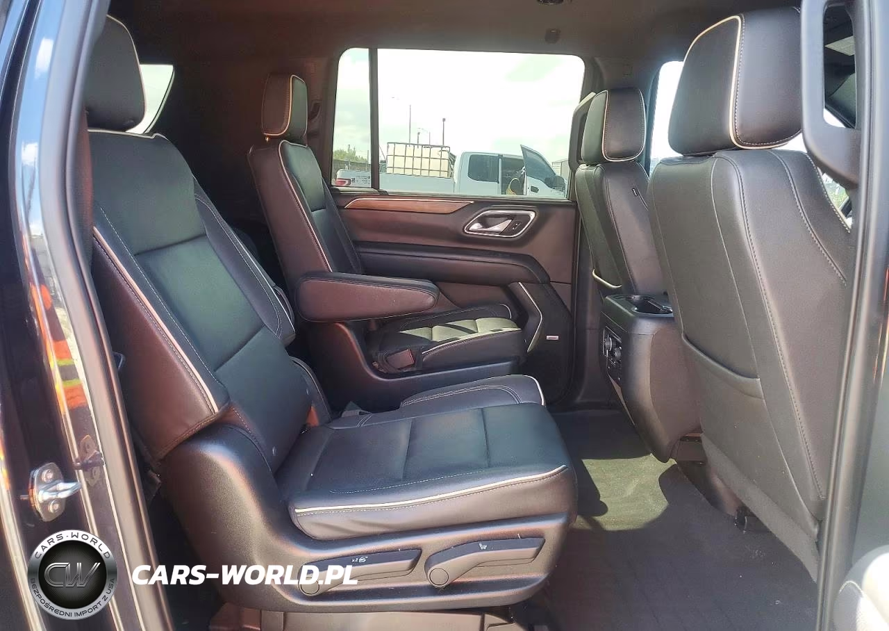 2023 Chevrolet Suburban C1500 Premier VIN:1GNSCFKD9PR167019 - 10
