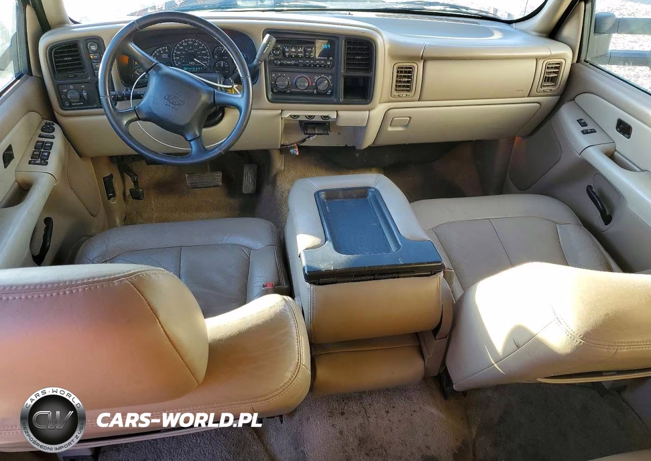 2002 Chevrolet Suburban K2500 VIN:3GNGK26G02G279724 - 8
