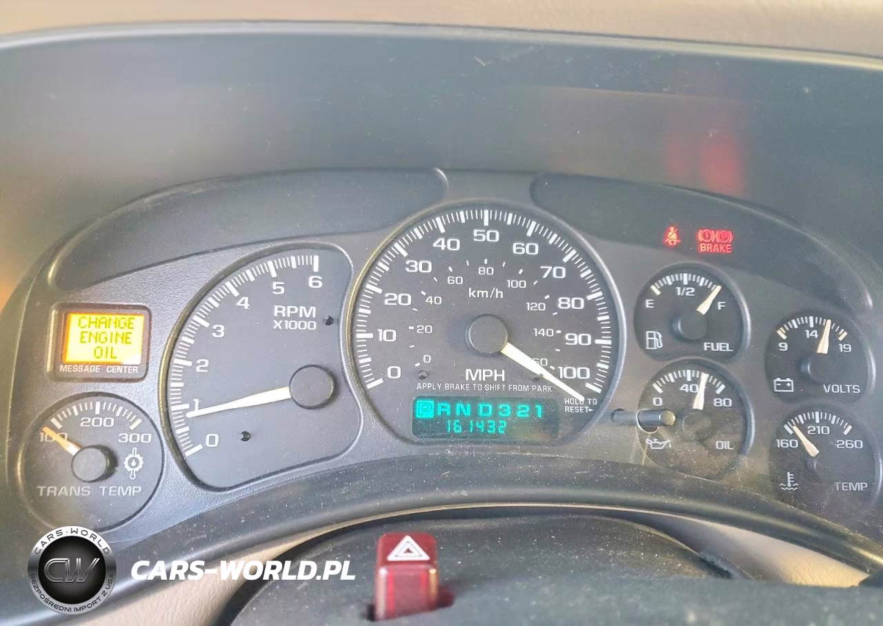2002 Chevrolet Suburban K2500 VIN:3GNGK26G02G279724 - 9