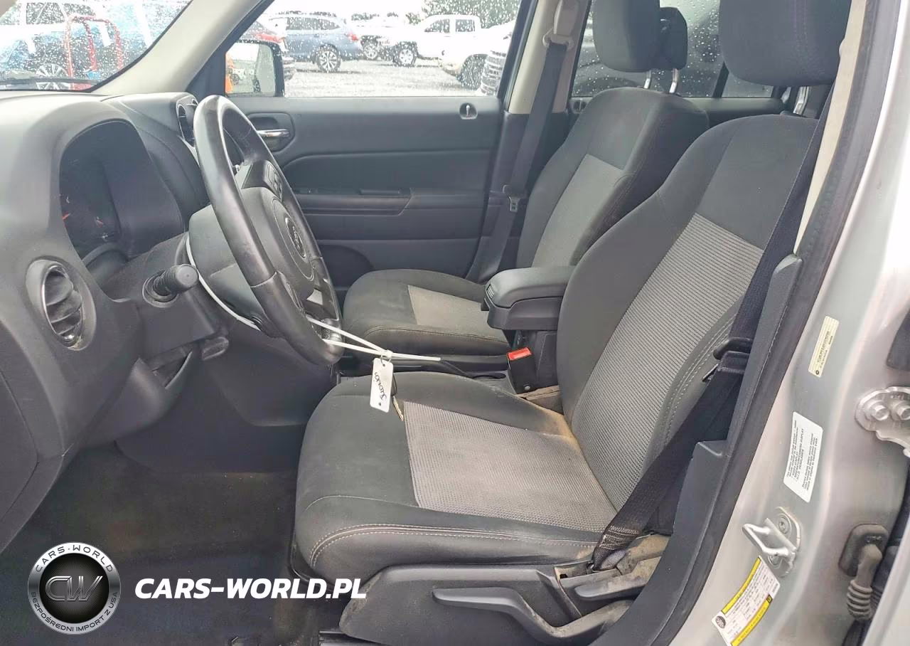 2013 Jeep Patriot Latitude VIN:1C4NJPFA4DD230280 - 7