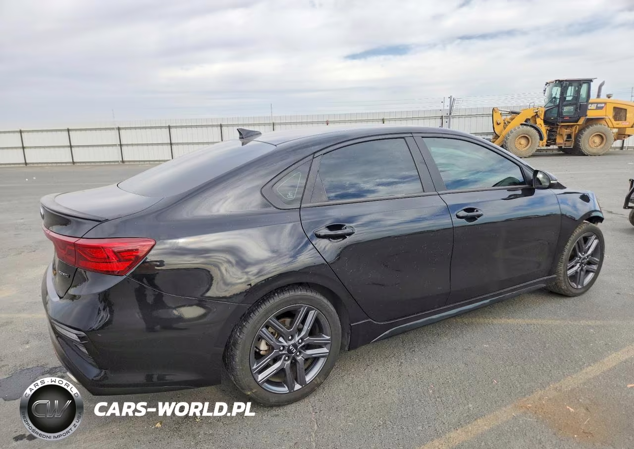 2020 Kia Forte Gt Line VIN:3KPF34AD5LE234950 - 3