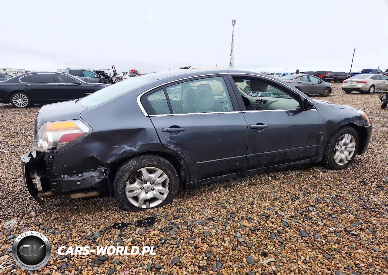 2011 Nissan Altima 2.5 VIN:1N4AL2APXBN469417 - 4