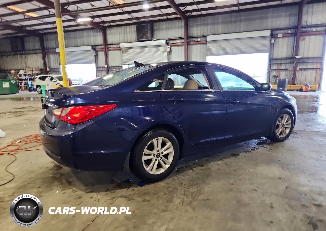 2011 Hyundai Sonata Gls VIN:5NPEB4AC5BH172045 - 3