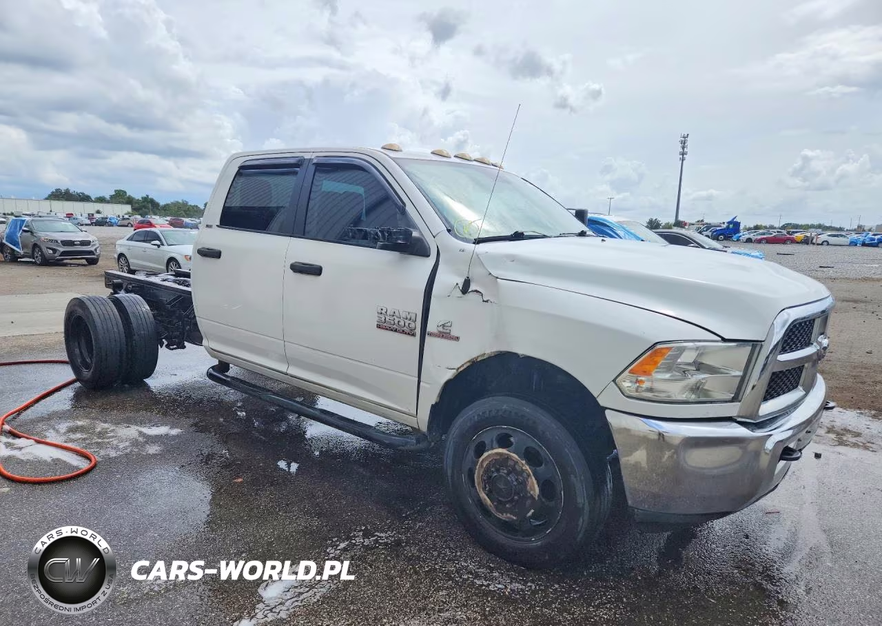 2017 Ram 3500 VIN:3C7WRTCL7HG629756 - 4