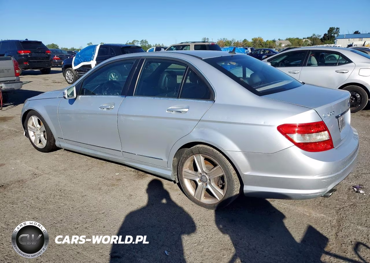 2011 Mercedes-Benz C 300 4Matic VIN:WDDGF8BB6BR158051 - 2