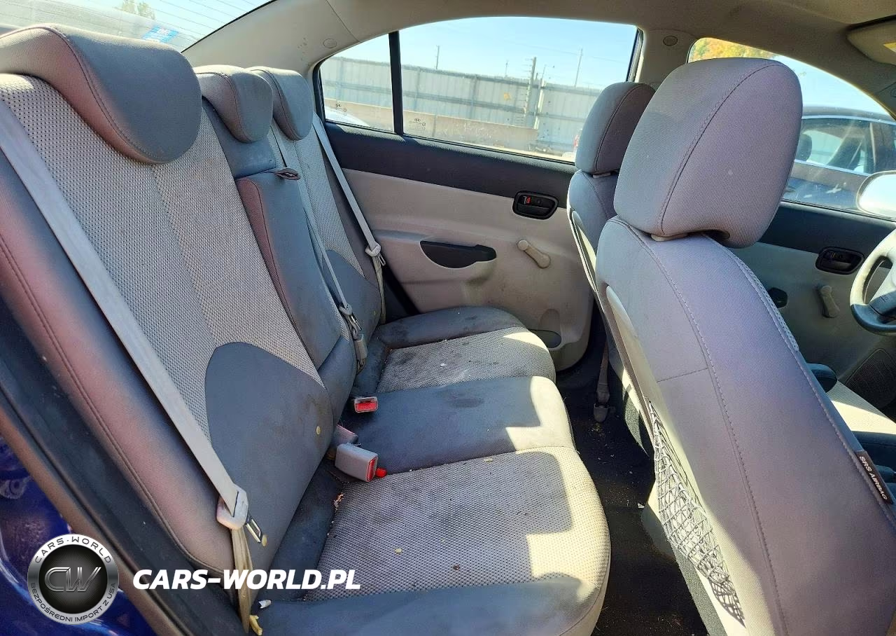 2011 Hyundai Accent Gls VIN:KMHCN4AC1BU602749 - 10