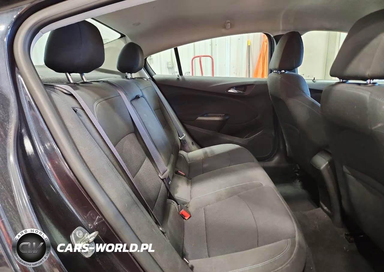 2016 Chevrolet Cruze Lt VIN:1G1BE5SM7G7305951 - 10